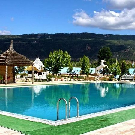 Le Vallon Vert - Club Equestre Azrou Dış mekan fotoğraf